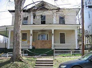 1st image of 128 Willow St