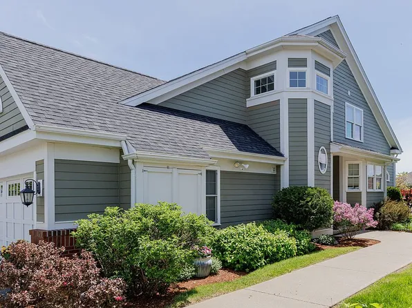 106 Maidstone Ln, Williston, VT 05495