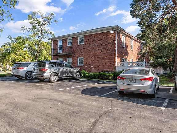 3rd image of 636 Candleberry Ct APT C
