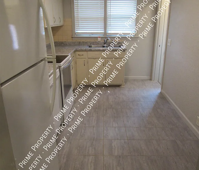 412 W Prescott Ave #2 — Photo 7