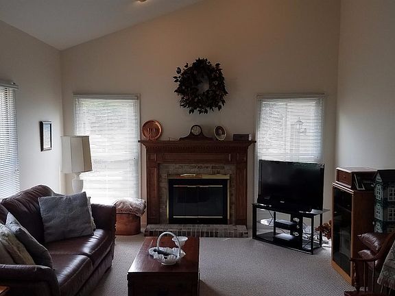 2nd image of 11737 Sugarwood Ct
