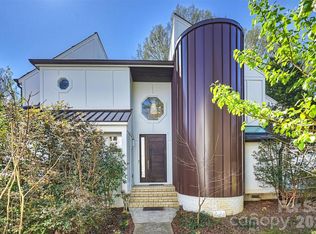 13730 Capriole Ln, Matthews, NC 28105