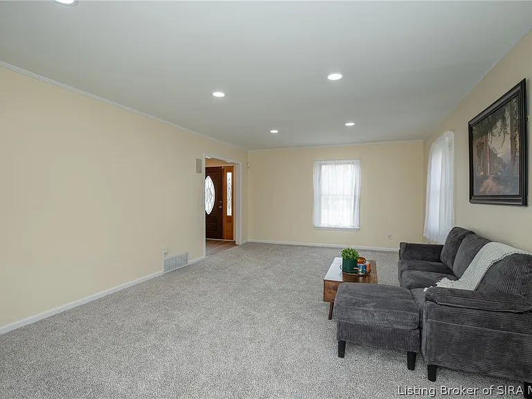 2413 Saint Andrews Rd — Photo 13