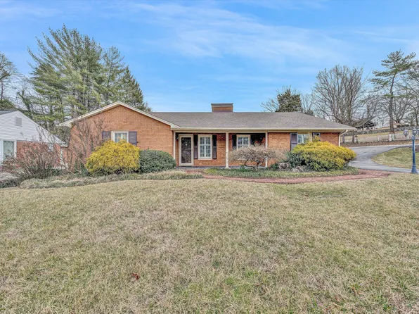 2204 Brambleton Ave SW, Roanoke, VA 24015