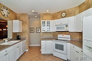 3rd image of 9611 Cypress Hammock Cir APT 101