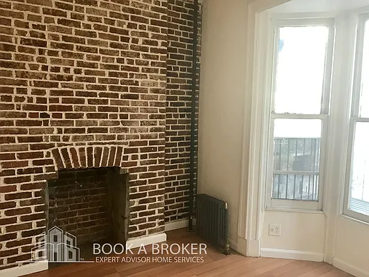 Rented by Book A Broker | media 3