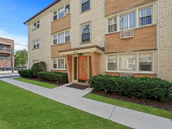 6771 N Olmsted Ave APT 2N, Chicago, IL 60631