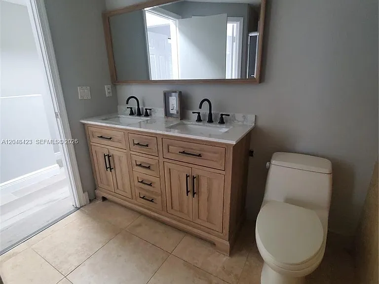 7858 Dixie Beach Cir #7858 — Photo 29