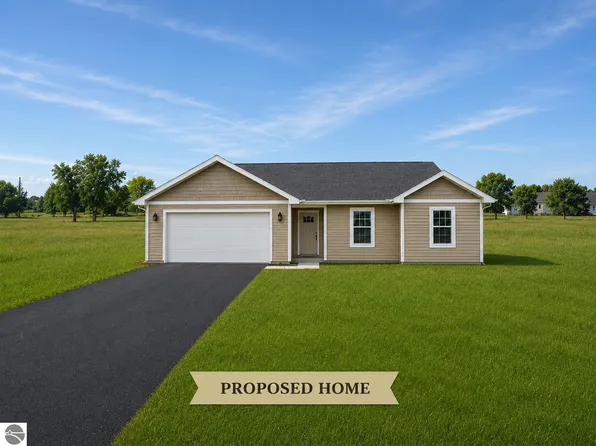 6 Horseshoe Trl, Petoskey, MI 49770