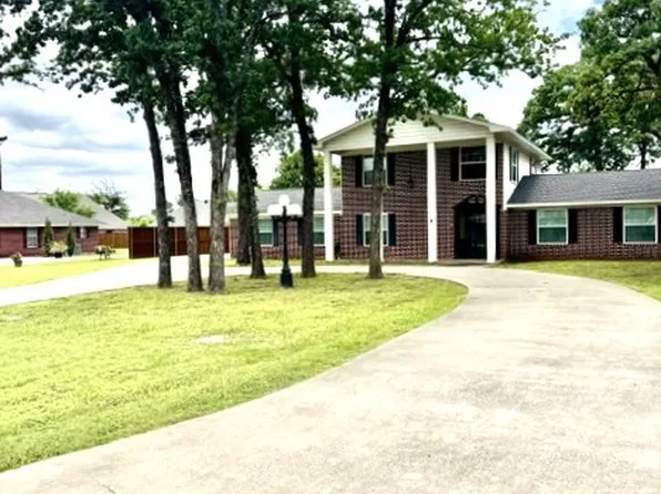 105 Perkins Rd, Krugerville, TX 76227