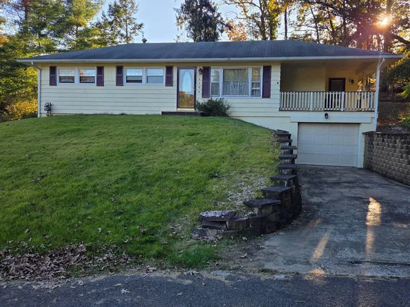 12109 Dandelion Ave, Cumberland, MD 21502