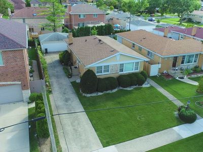 8245 W Ballard Rd, Niles, IL, 60714