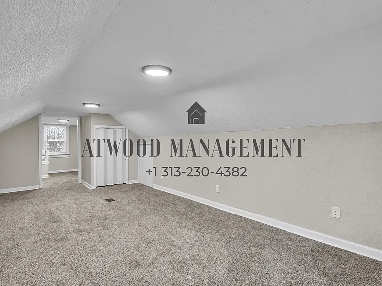 8193 Traverse St — Photo 10