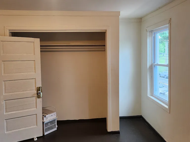 1017 S Duke St — Photo 17
