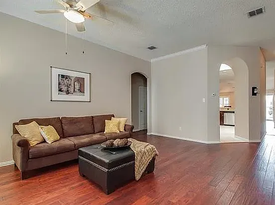 1216 Valley Oaks Dr — Photo 6