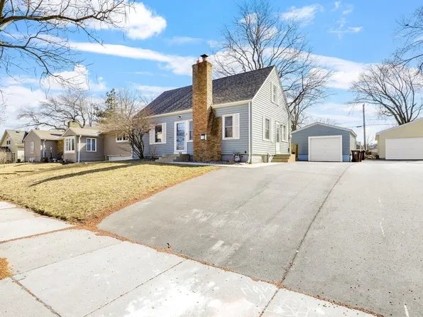 254 Roeller Ave, West Saint Paul, MN 55118