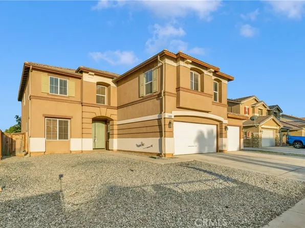 14843 Coachman Rd, Victorville, CA 92394