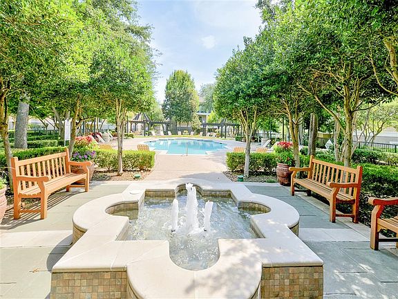 5th image of 300 Legacy Dr APT 938
