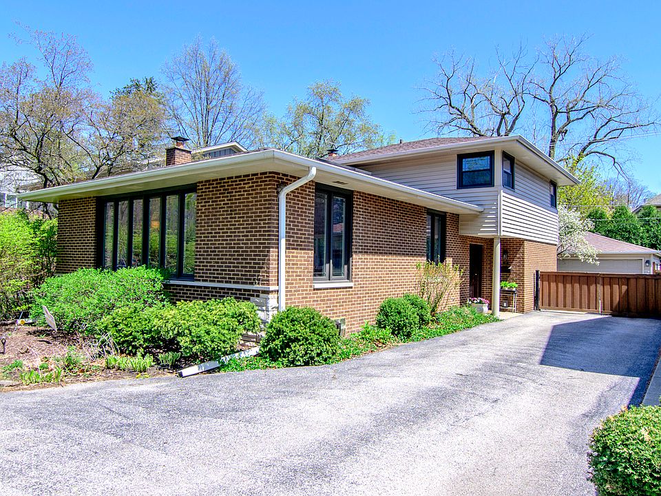 1st image of 37 Poplar Pl