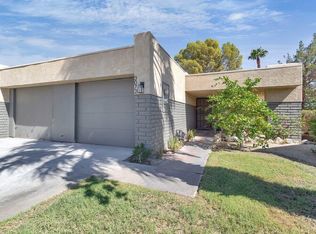 3072 Sunflower Cir E, Palm Springs, CA 92262