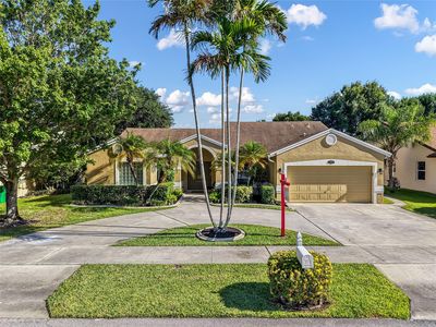 9770 SW 15th Drive, Davie, FL, 33324