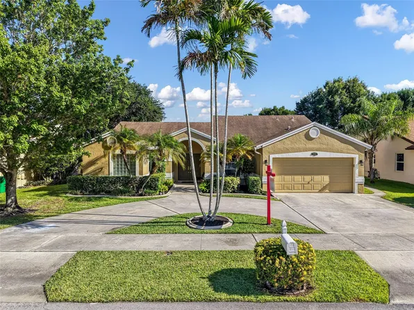 9770 SW 15th Drive, Davie, FL 33324