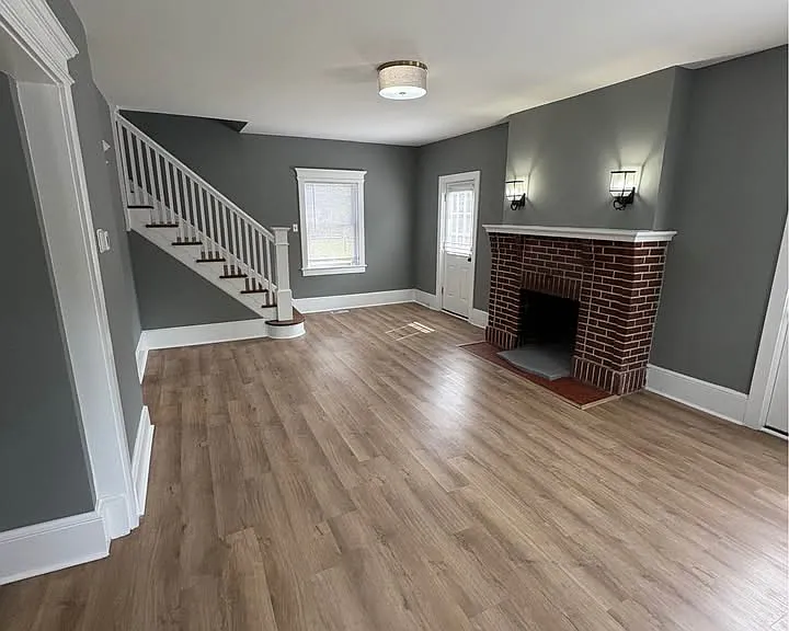 1439 Shore Rd — Photo 5