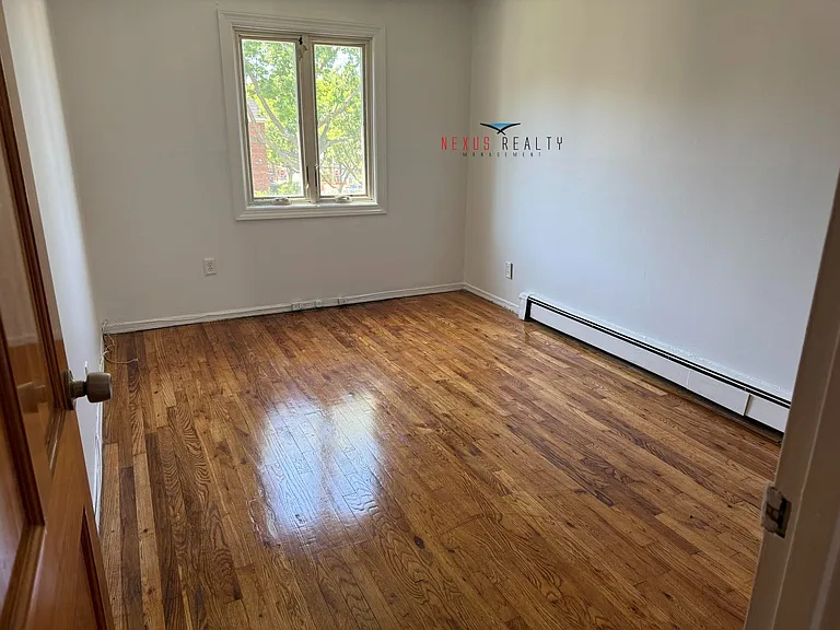 25-12 Parsons Blvd #3 — Photo 5