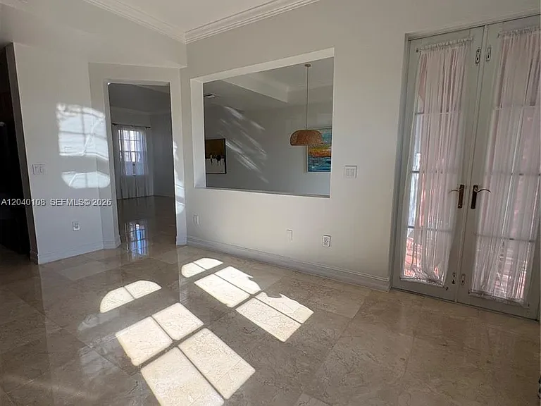 18410 NE 30th Ave #18410 — Photo 9