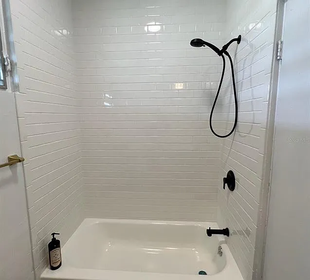 Circulo C Casa En Ramey #213-A — Photo 26