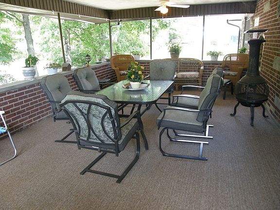 Patio (above garage)