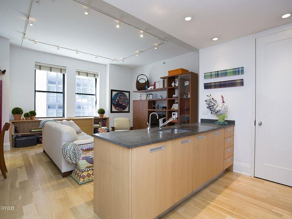 1st image of 71 Nassau St APT 15B