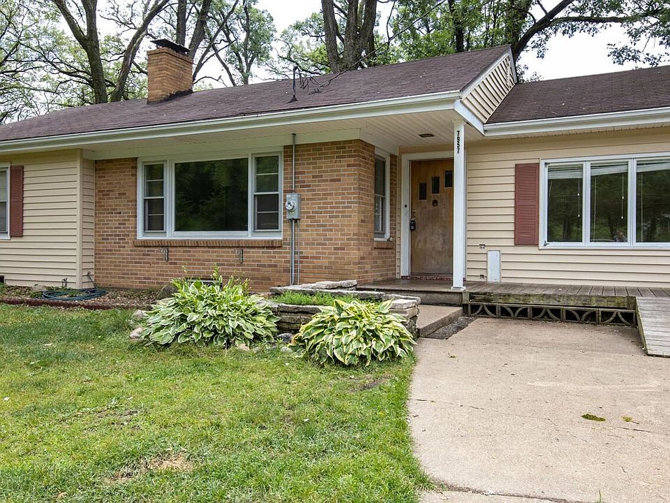 7957 Burr Oak Rd, Roscoe, IL 61073 Zillow