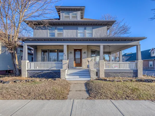 24 Grand Ave, Mount Clemens, MI 48043