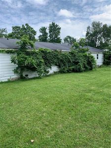 2415 N Brady St, Muncie, IN, 47303