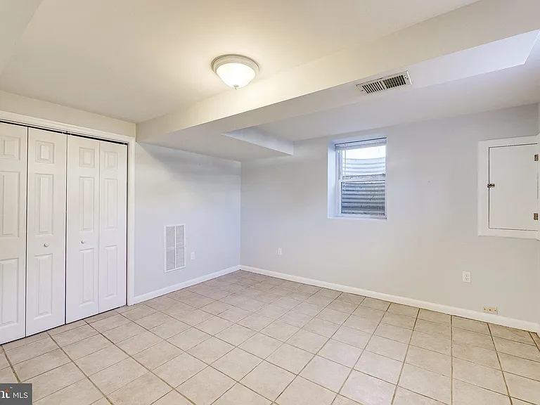 2414 Key Blvd — Photo 20