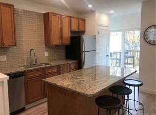 45 Pawcatuck Ave #1, Pawcatuck, CT 06379