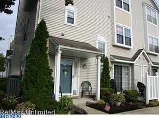 204 Oswego Ct #204, Mount Laurel, NJ 08054