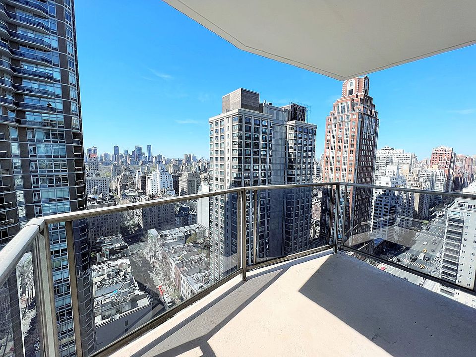 1st image of 200 E 64th St APT 24A