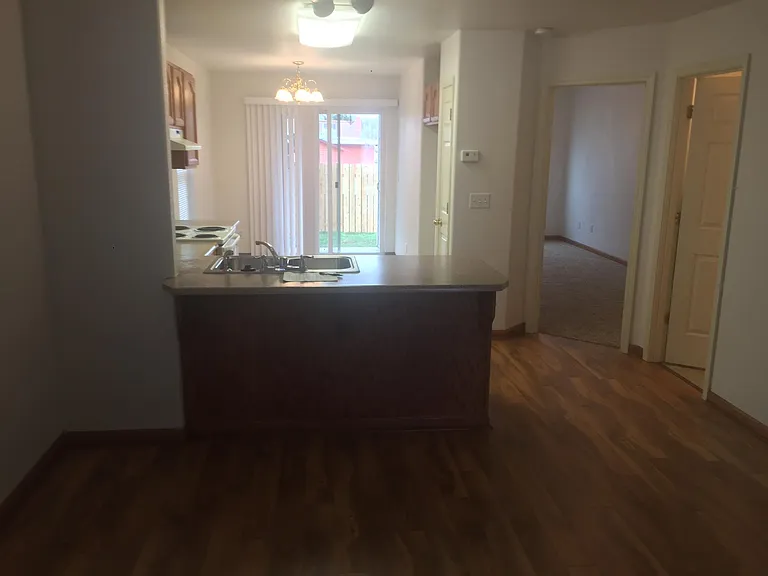 1292 Clearsprings Dr — Photo 15