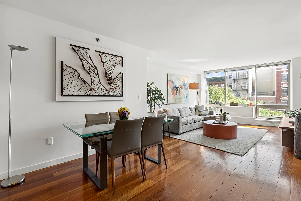 1 Avenue B #4E photo 1