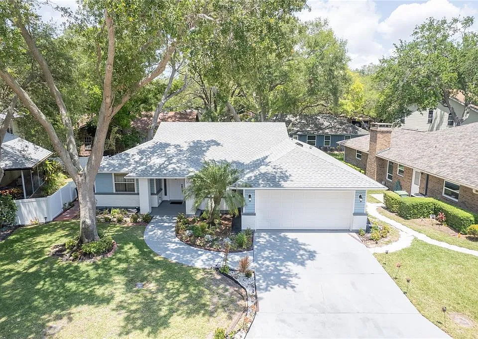 6908 Arbor Oaks Cir