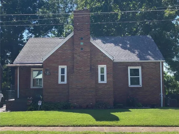1924 Damato Ct, Saint Louis, MO 63136