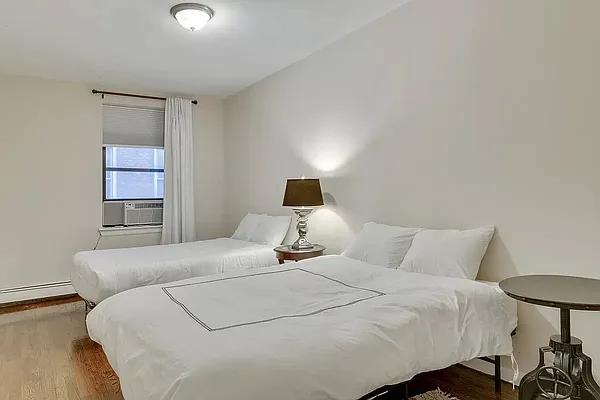 Rented by Douglas Elliman | media 23