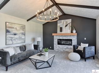 9123 O St, Omaha, NE 68127