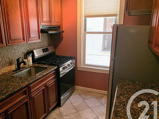 Rented by Century 21 Unique Realty | media 11