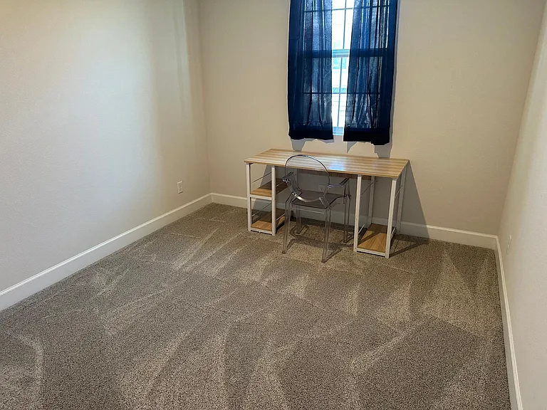 2318 Kaitlyn Pl — Photo 18