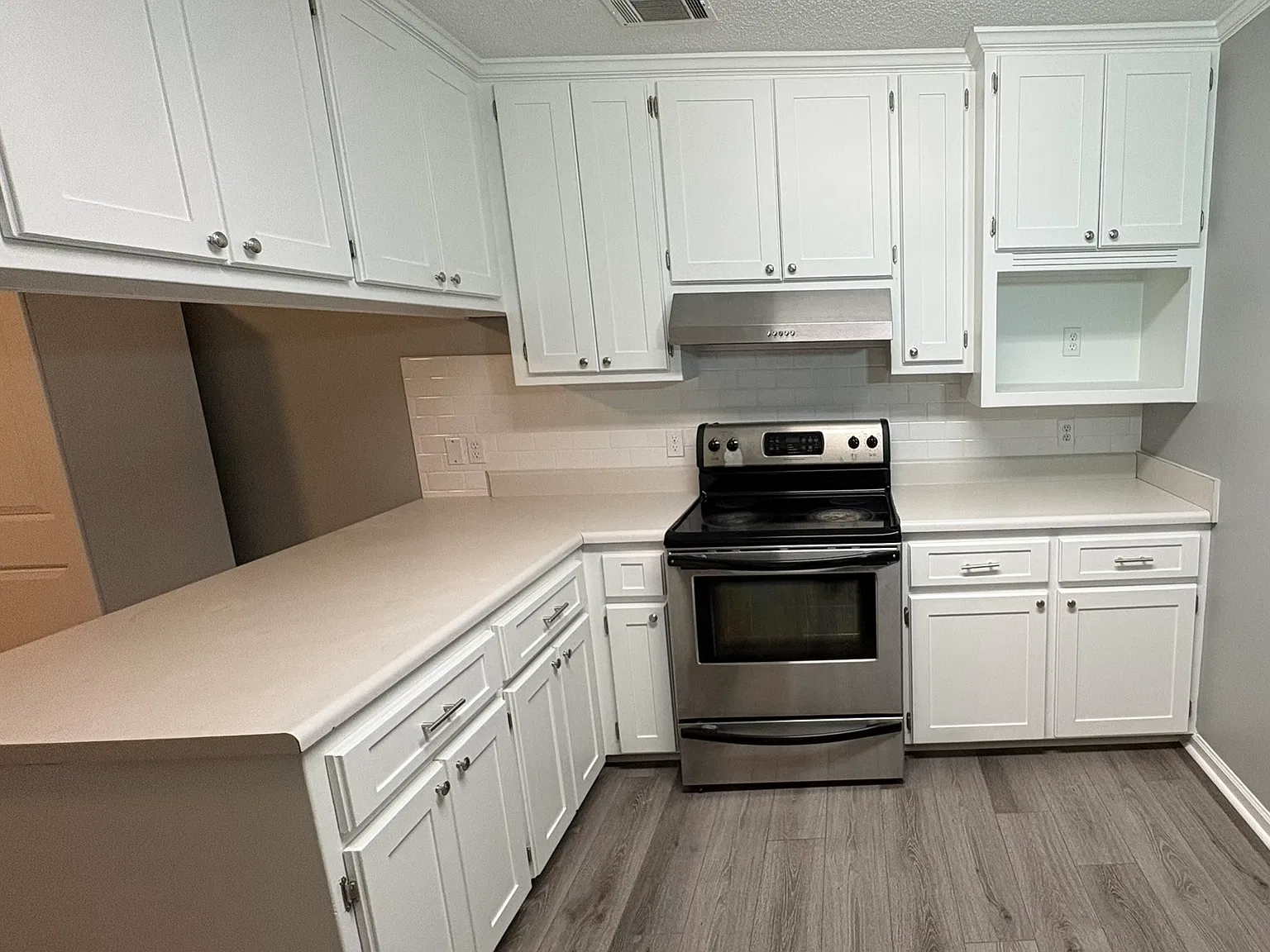3 bed, 2124 sqft, $1,950 — Photo 4