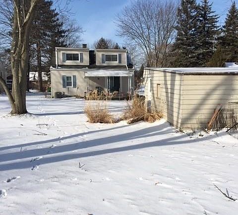 4th image of 5655 Columbia Dr