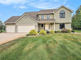 2210 S Clover Ln, Warsaw, IN